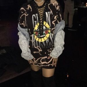 Lace up vintage Guns N Roses tee